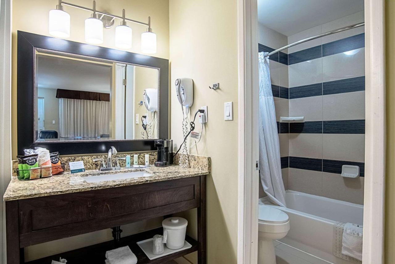Quality Inn & Suites Phoenix Nw - Sun City Youngtown Экстерьер фото