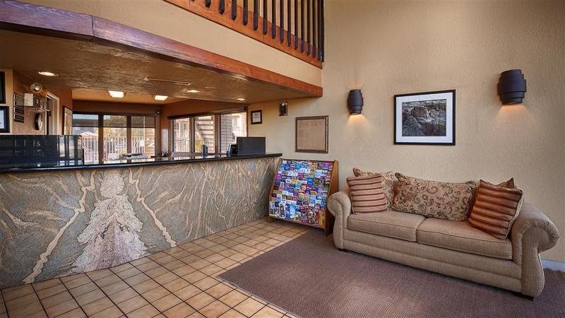 Quality Inn & Suites Phoenix Nw - Sun City Youngtown Экстерьер фото