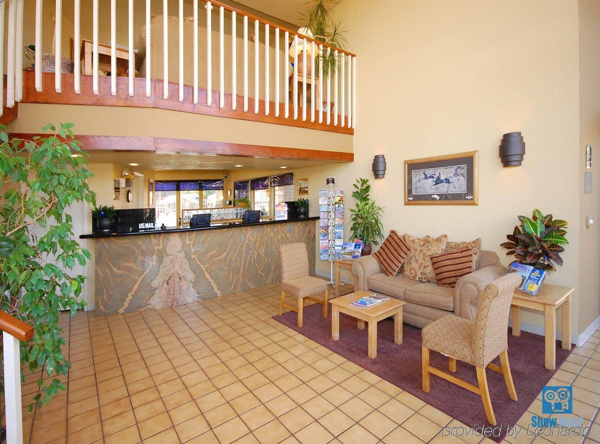 Quality Inn & Suites Phoenix Nw - Sun City Youngtown Экстерьер фото