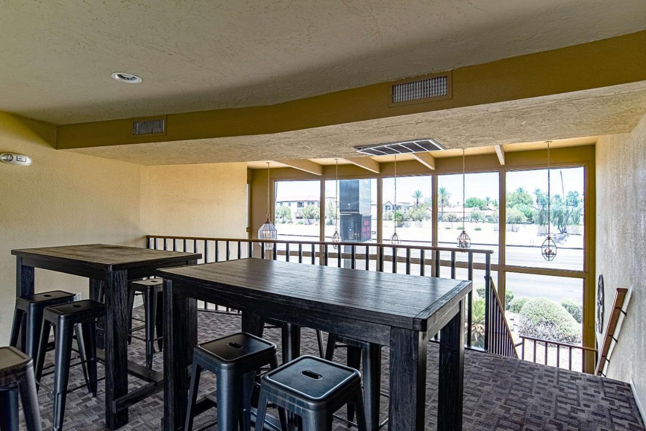 Quality Inn & Suites Phoenix Nw - Sun City Youngtown Экстерьер фото