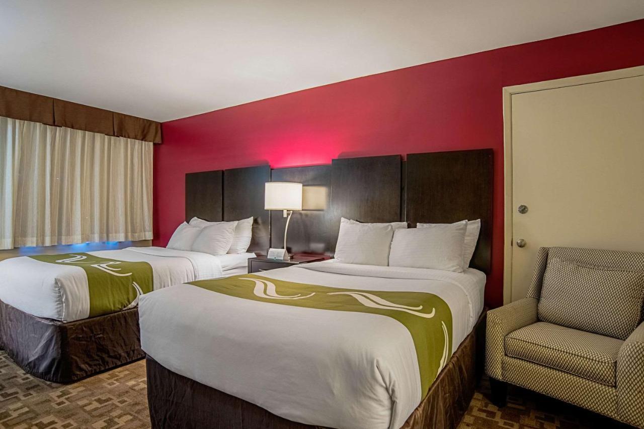 Quality Inn & Suites Phoenix Nw - Sun City Youngtown Экстерьер фото